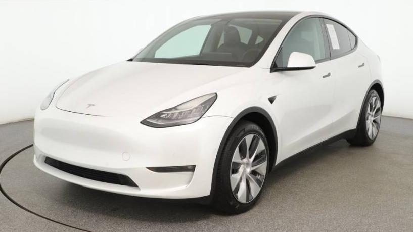 TESLA MODEL Y 2021 5YJYGAEE6MF230111 image